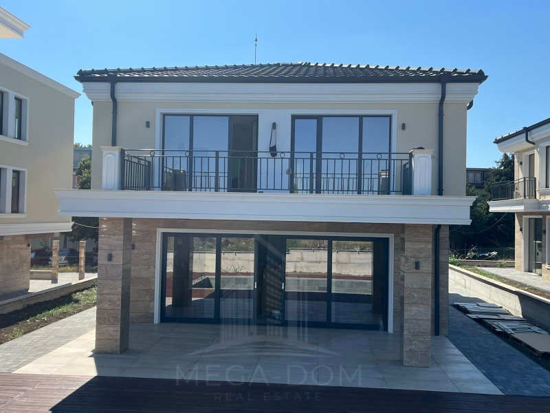 En venta  Casa región Burgas , Lozenets , 270 metros cuadrados | 99365506