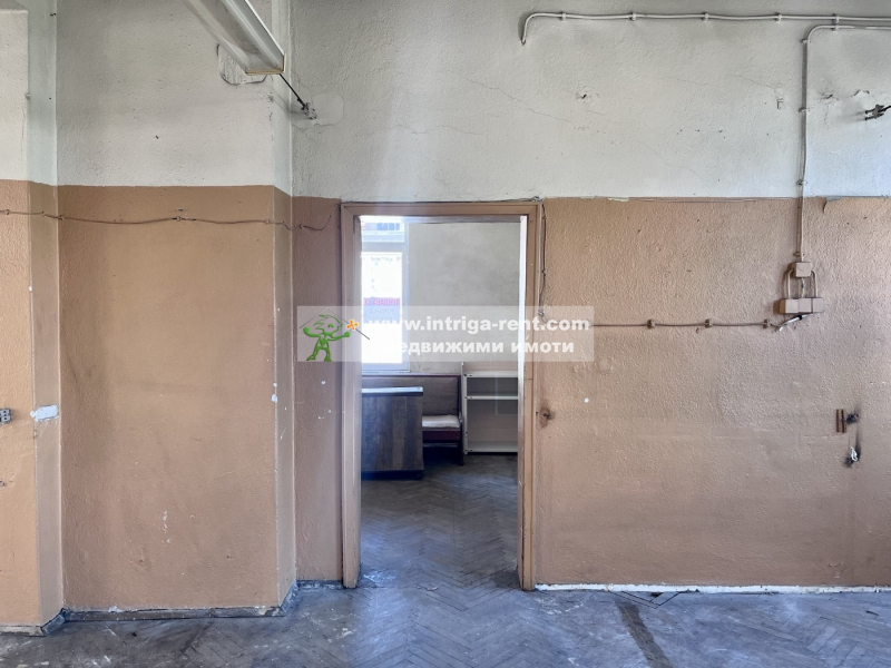 Te koop  Kantoor Chaskovo , Tsentar , 191 m² | 47222630 - afbeelding [8]
