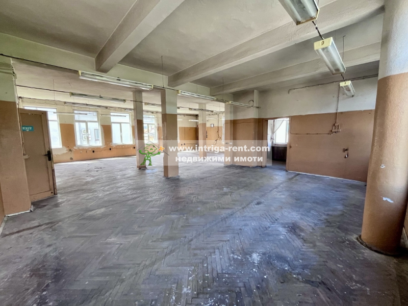 Te koop  Kantoor Chaskovo , Tsentar , 191 m² | 47222630 - afbeelding [7]