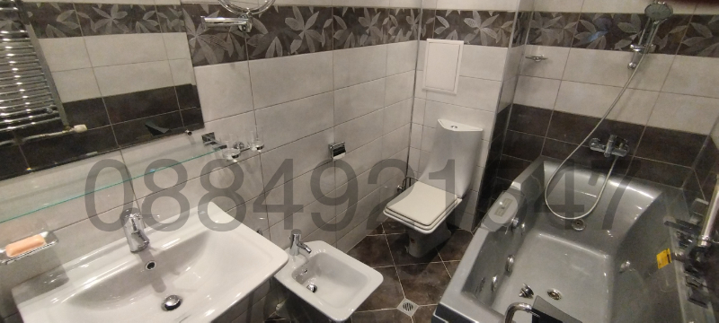 Na prodej  3 ložnice Sofia , Centar , 125 m2 | 47931391 - obraz [5]