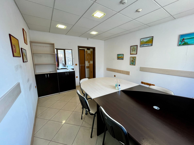 Продава  Офис град Хасково , Център , 25 кв.м | 46833195 - изображение [4]