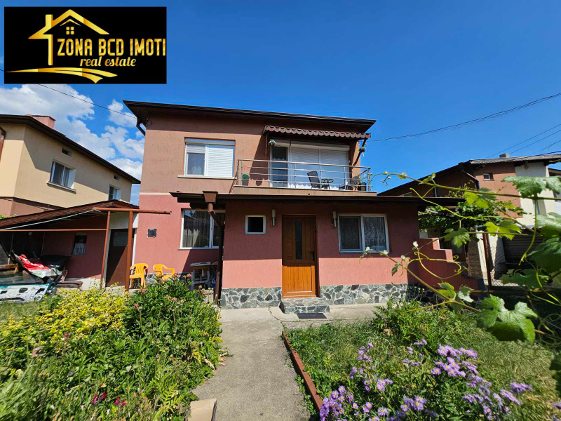 Na prodej  Podlaha domu oblast Sofia , Kostinbrod , 93 m2 | 77727035