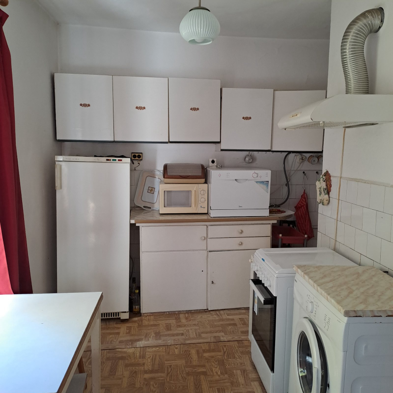 Продава  Етаж от къща град Кюстендил , Център , 130 кв.м | 24508830 - изображение [9]
