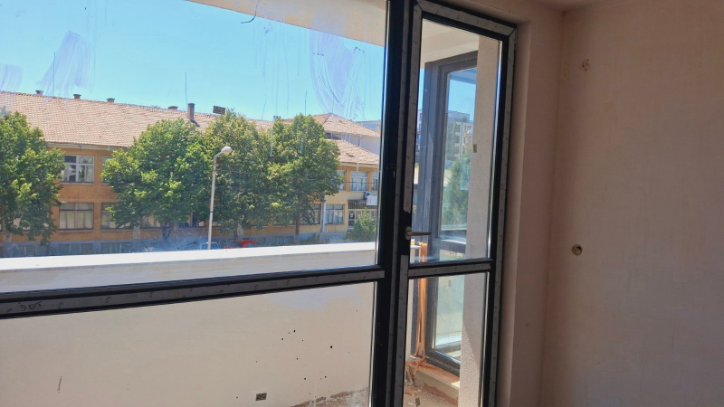 Продава  3-стаен град Благоевград , Запад , 95 кв.м | 34860156 - изображение [4]