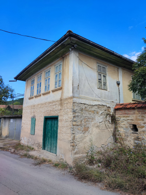 Huis Prisovo, regio Veliko Tarnovo 1