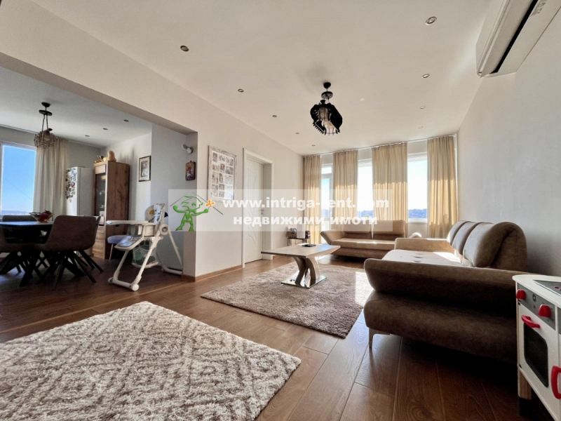Продава  3-стаен град Хасково , Дружба 1 , 101 кв.м | 89171534