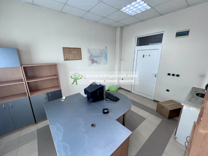 Продава  Офис град Хасково , Център , 17 кв.м | 45682968 - изображение [2]
