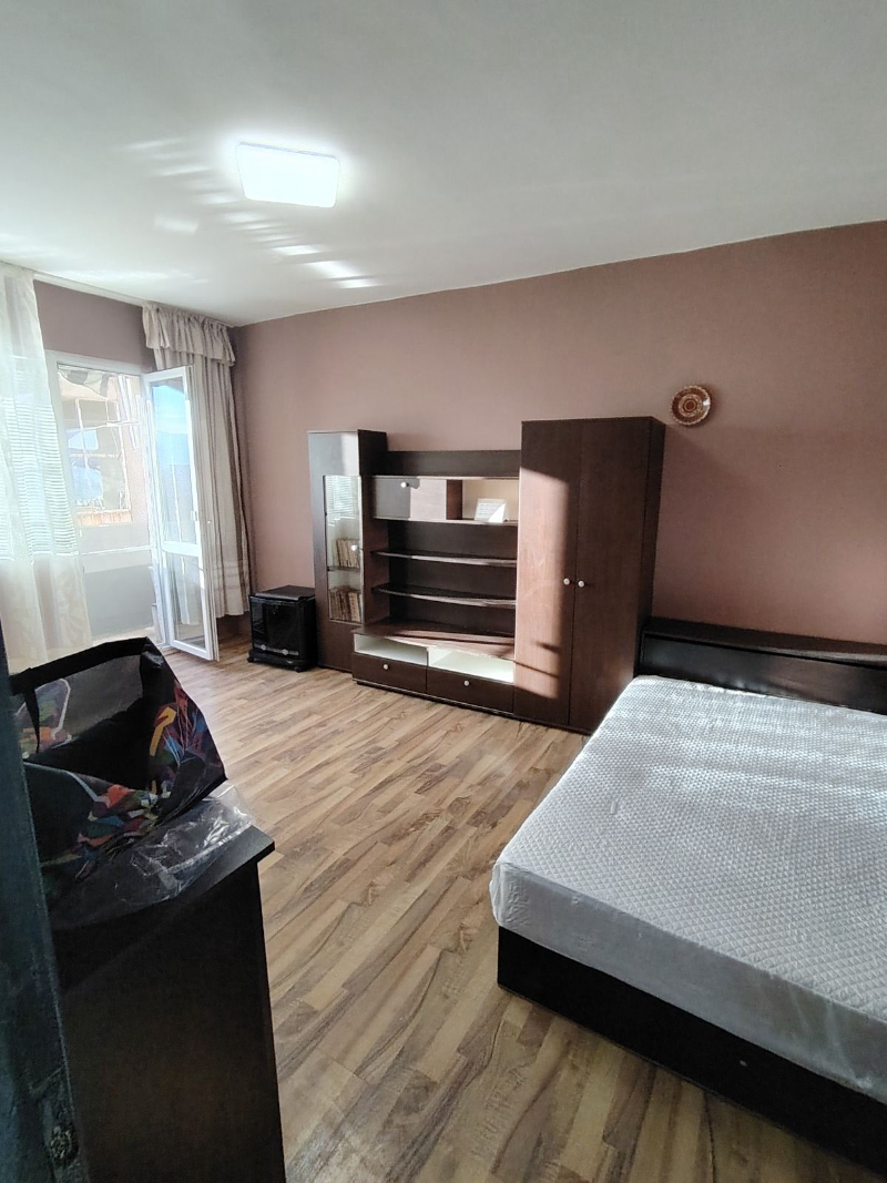 Продава  1-стаен град Пазарджик , Ставропол , 45 кв.м | 58615575
