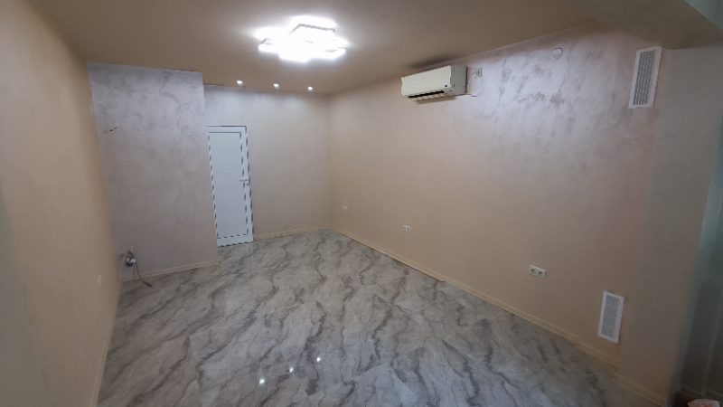 Da affittare  Negozio Sofia , Hadgi Dimitar , 25 mq | 89226674 - Immagine [2]