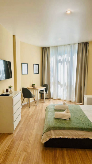 Studio m-t Alen mak, Varna