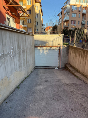 Garagem Manastirski livadi, Sofia 1