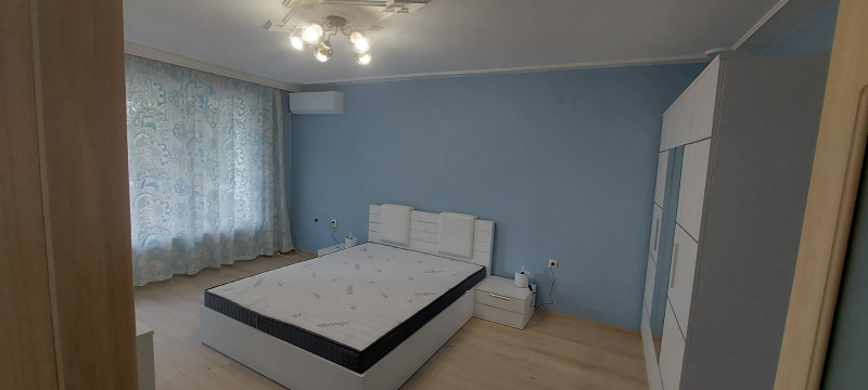Da affittare  2 camere da letto Varna , Chajka , 74 mq | 22946924