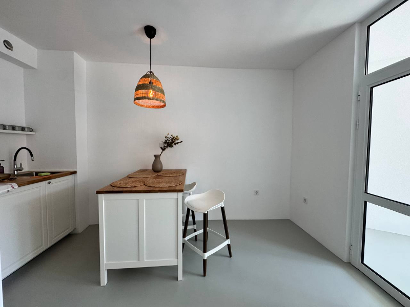 Kiadó  Stúdió Varna , ZsP Gara , 40 négyzetméter | 57155797 - kép [2]