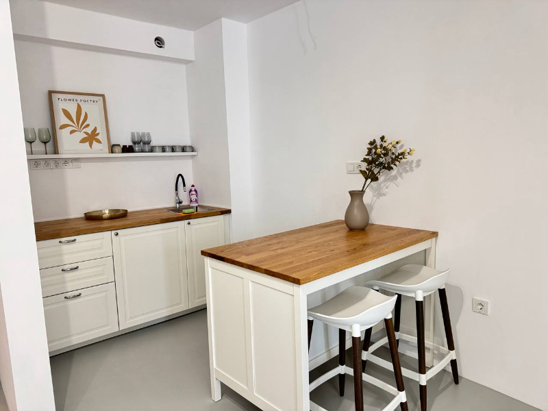 Kiadó  Stúdió Varna , ZsP Gara , 40 négyzetméter | 57155797 - kép [12]